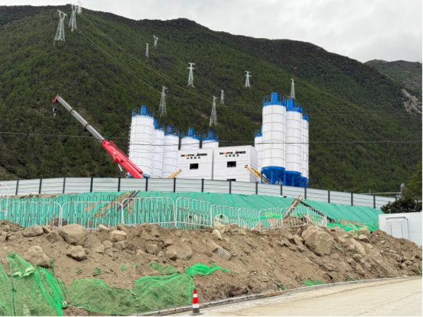 93637f3cc43345e7a17964bc60db4d7b