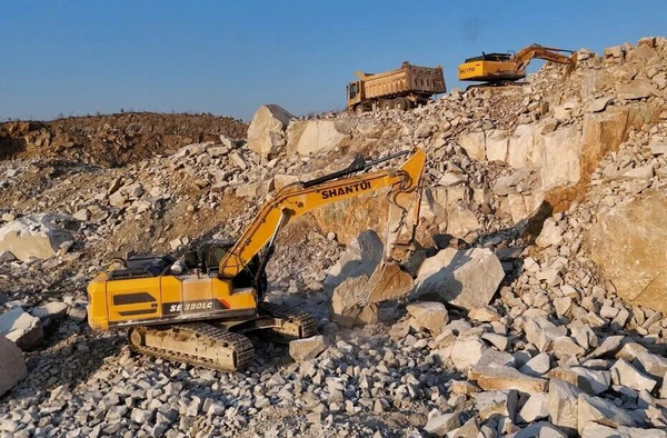 2425b7d37ffd4d8488d24931ecbafeff